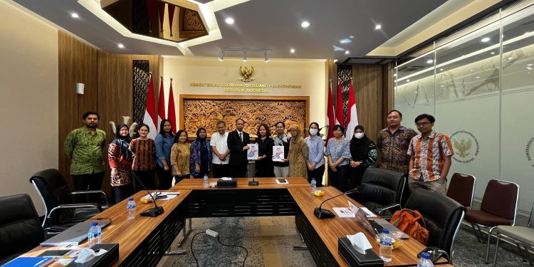 Siaran Pers Koalisi Masyarakat Sipil Untuk Keadilan Ekonomi (Koalisi MKE). “Indonesia-EU CEPA: Perjanjian Bau Kolonial kok Buru-buru Disetujui?”